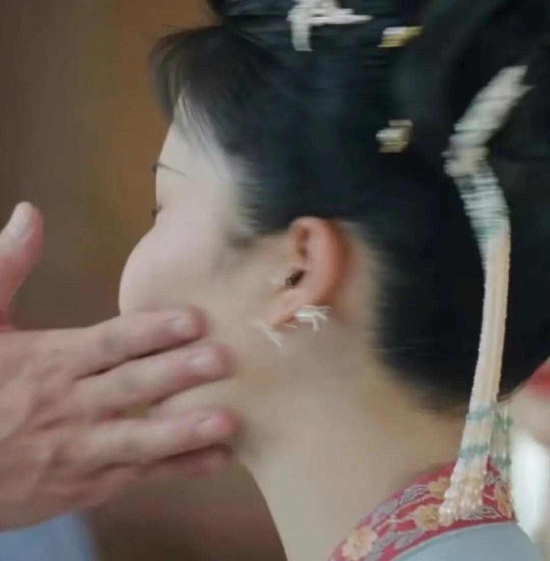 宁二被呼成蜡笔小宁了