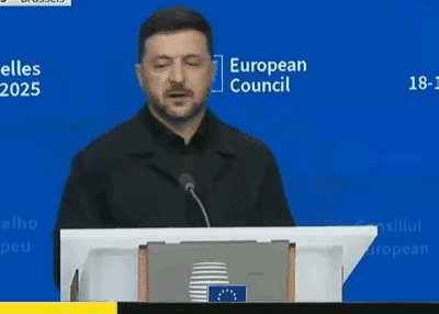 谁也挡不住。2025年12月18日布鲁塞尔欧盟峰会的新闻发布会上，泽连斯基的一句