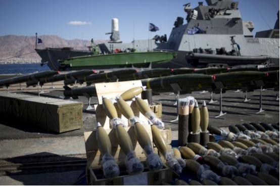 反击！伊朗全面出击攻击和扣押多艘船只，猛烈开火杀死美以间谍武装，缴获美以大量武器