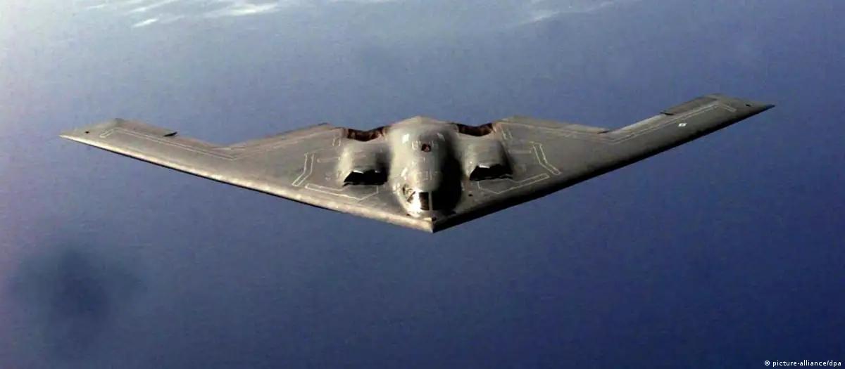 瑞士依中立法禁止美国军机飞越其领空

瑞士以中立国原则为由，拒绝了美军飞机提出的