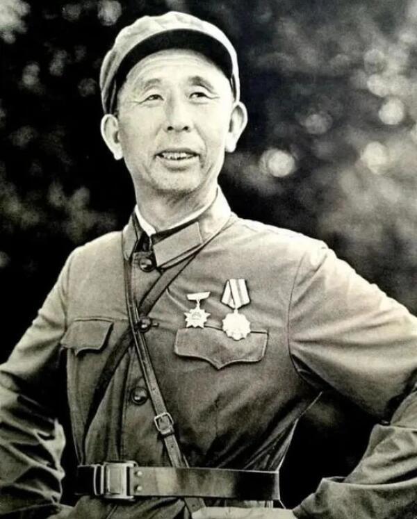 1979年对越自卫反击战中57岁的一等功臣李培江李培江1979年对越自卫还击战，