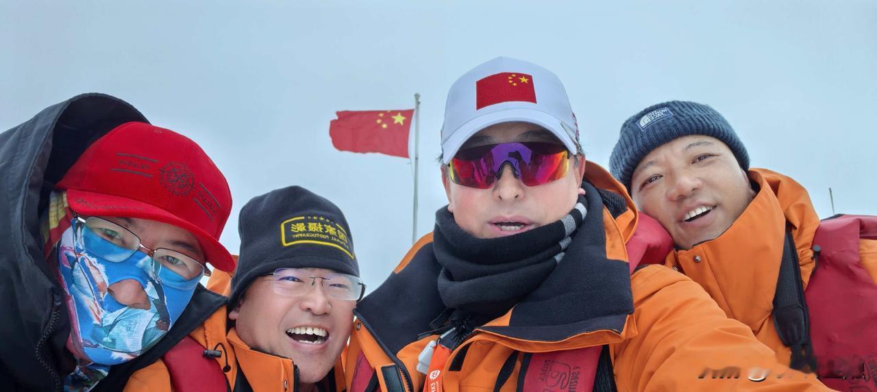 中国南极长城站迎来了近百位客人

金透社10月30日 | 2025 年10月30