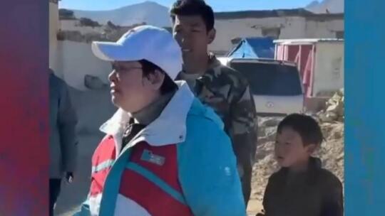 韩红率医疗队赴定日县义诊，以藏族身份助力