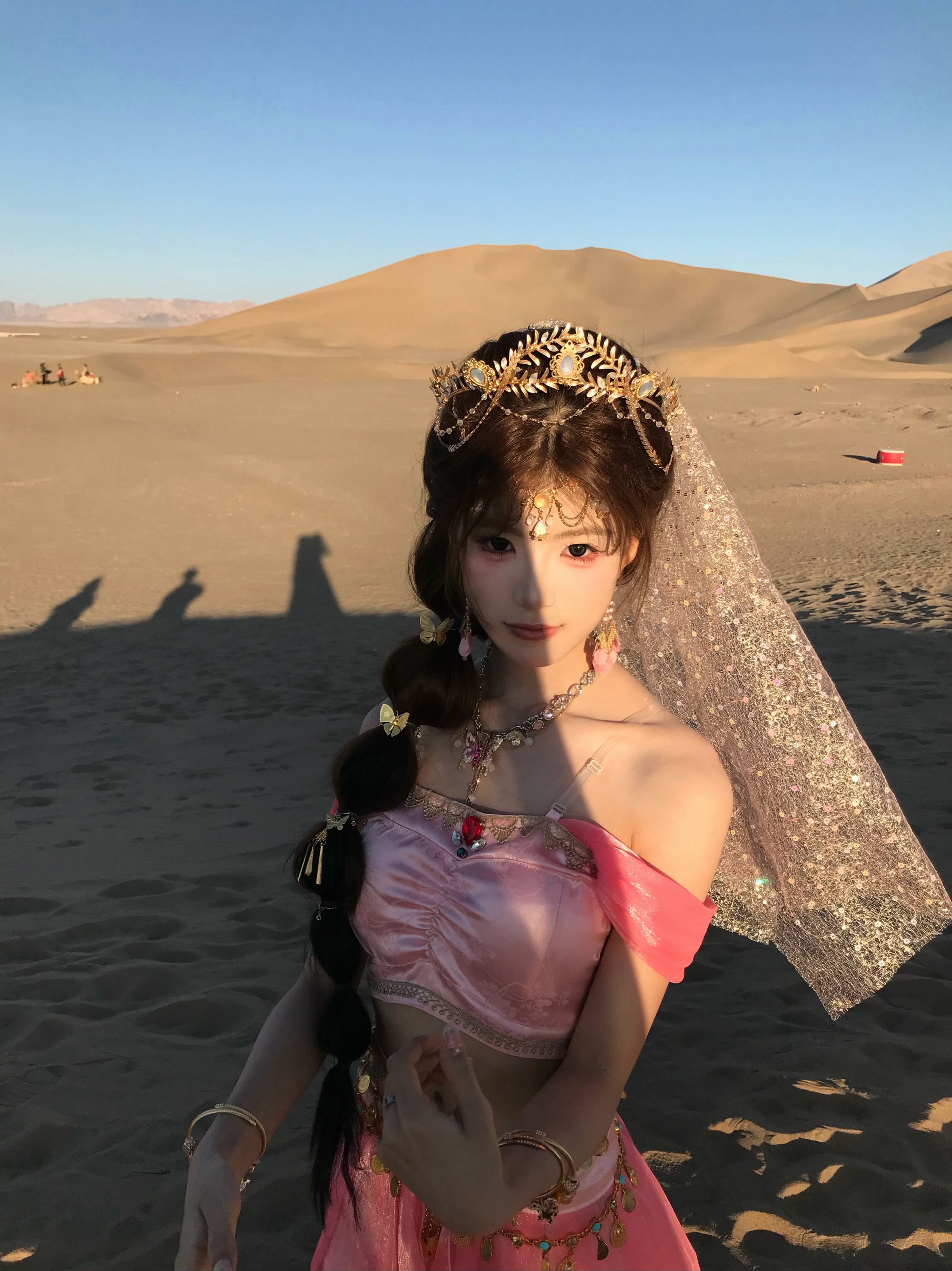 后天就要回去了！等我回去就开始剪辑团综！真的特别好看！ 