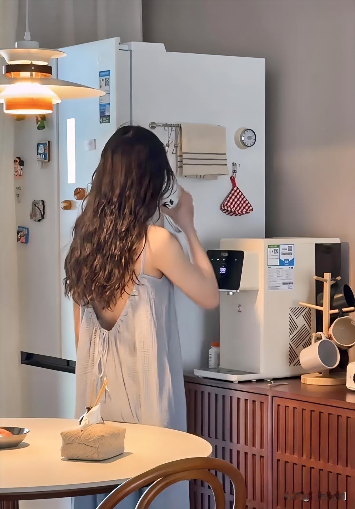 李银河说过一段话：“身心正常的女人，都会有对伴侣的需求。若是一个女人说不需要男人