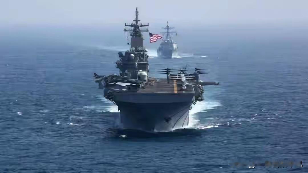 伊朗的导弹呢？
美军两艘驱逐舰，就可以在霍尔木兹海峡进行封锁，是谁给美军的勇气。