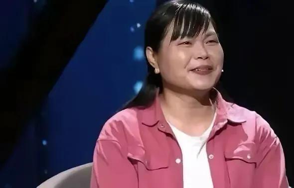 26岁的贵州姑娘李吉英，打小就是失去双亲的孩子。前前后后经历了8年婚姻，却在丈夫