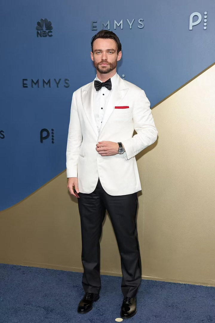 liio画报时尚资讯 诺亚・怀尔（Noah Wyle）、斯特林・K・布朗（Ste
