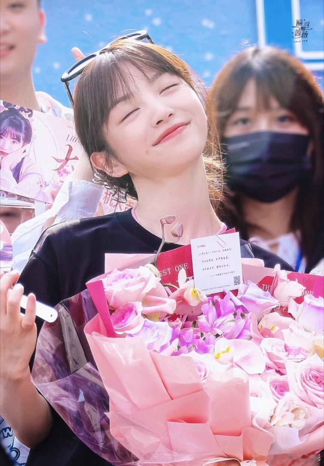 杭州约拍写真 杭州美女太多了叭我觉得出美女的基本上有四大城市，杭州算一个，还有广