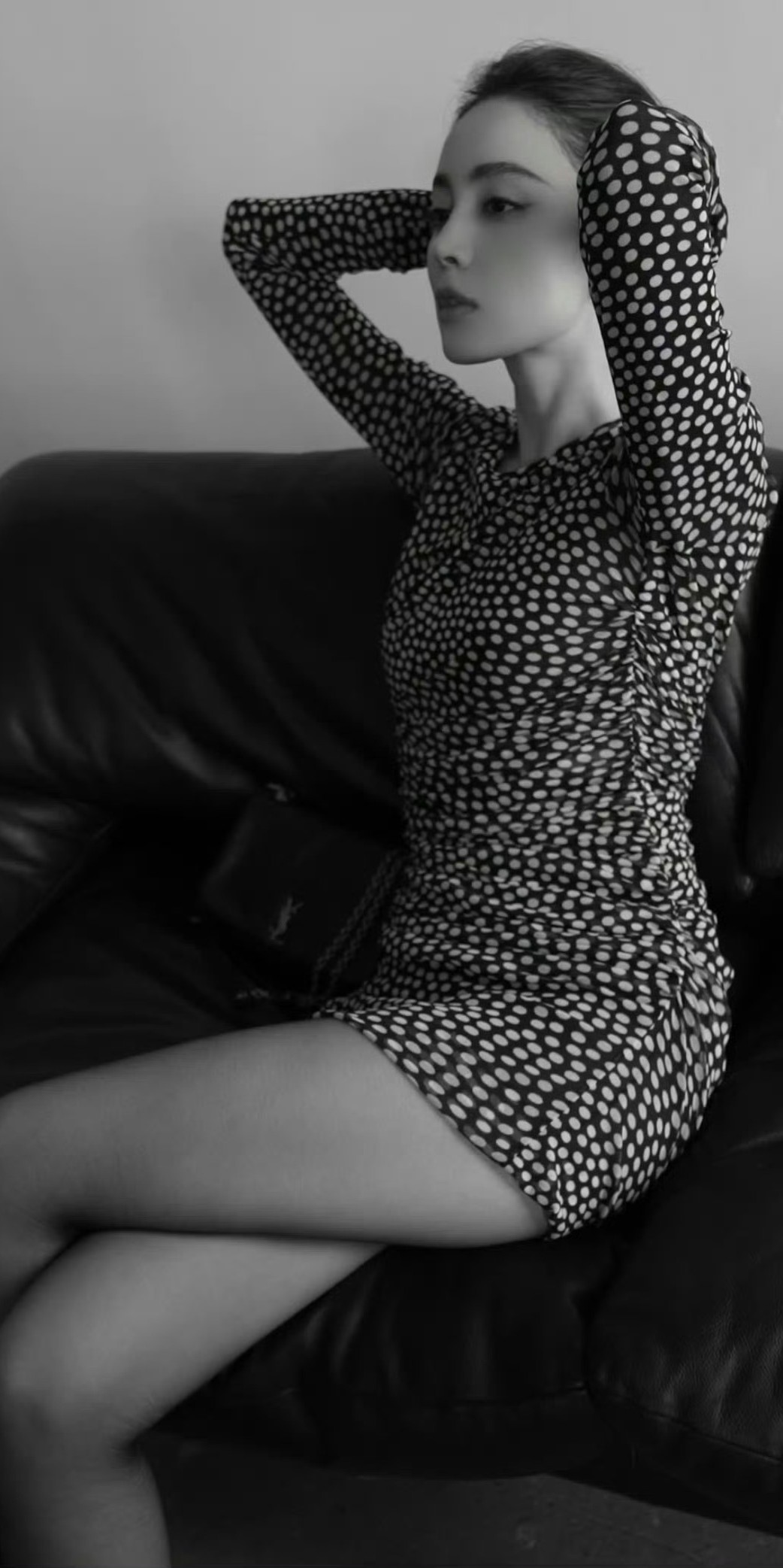 古力娜扎：黑色的优雅。娜扎