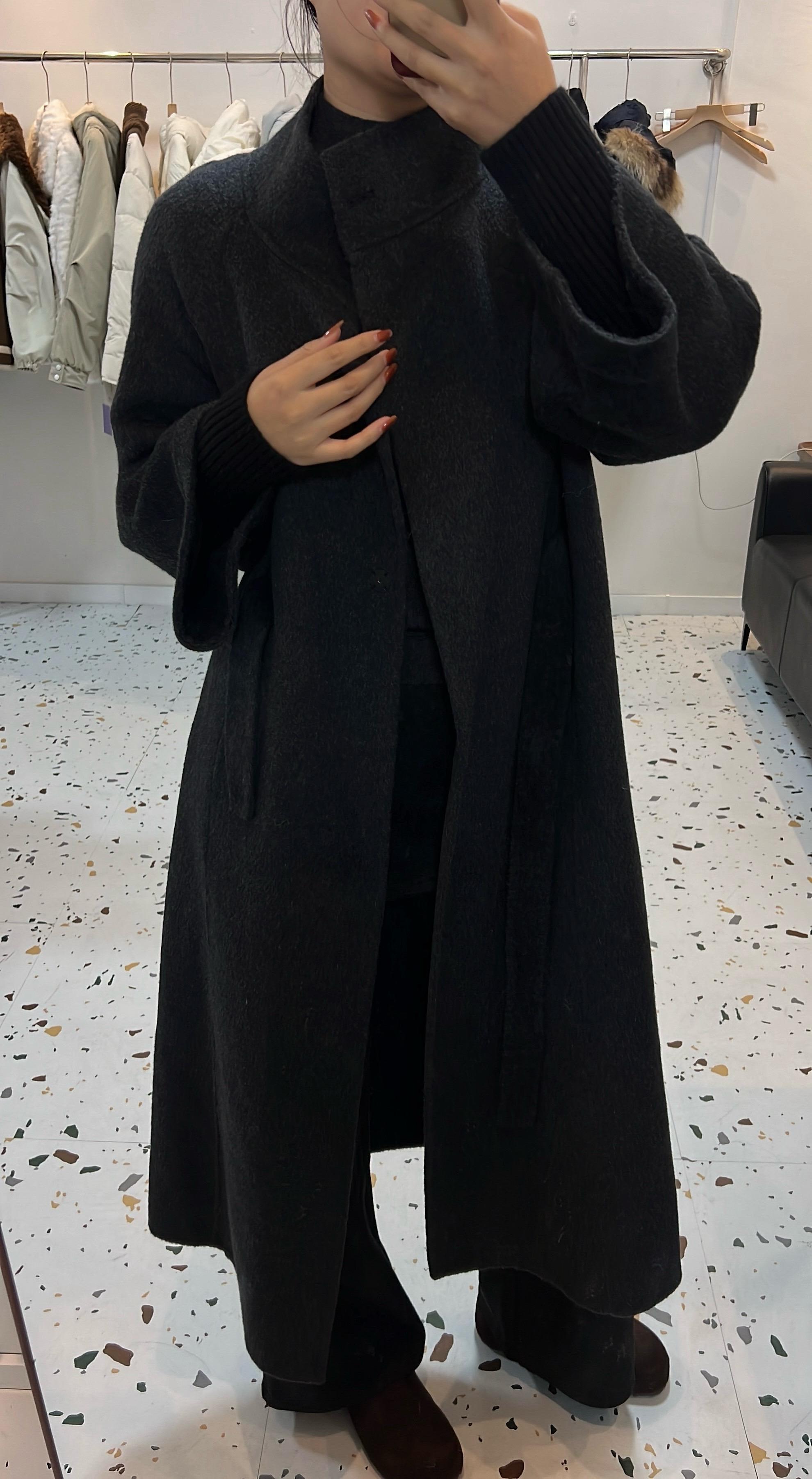 不需要很漂亮 有点气质就好了。