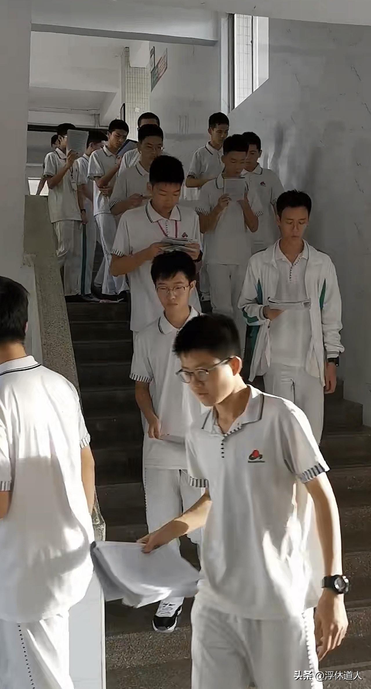 【修行笔记】唯道主义视角：帮孩子看学校最应该关注什么

本人以唯道主义视角审视与