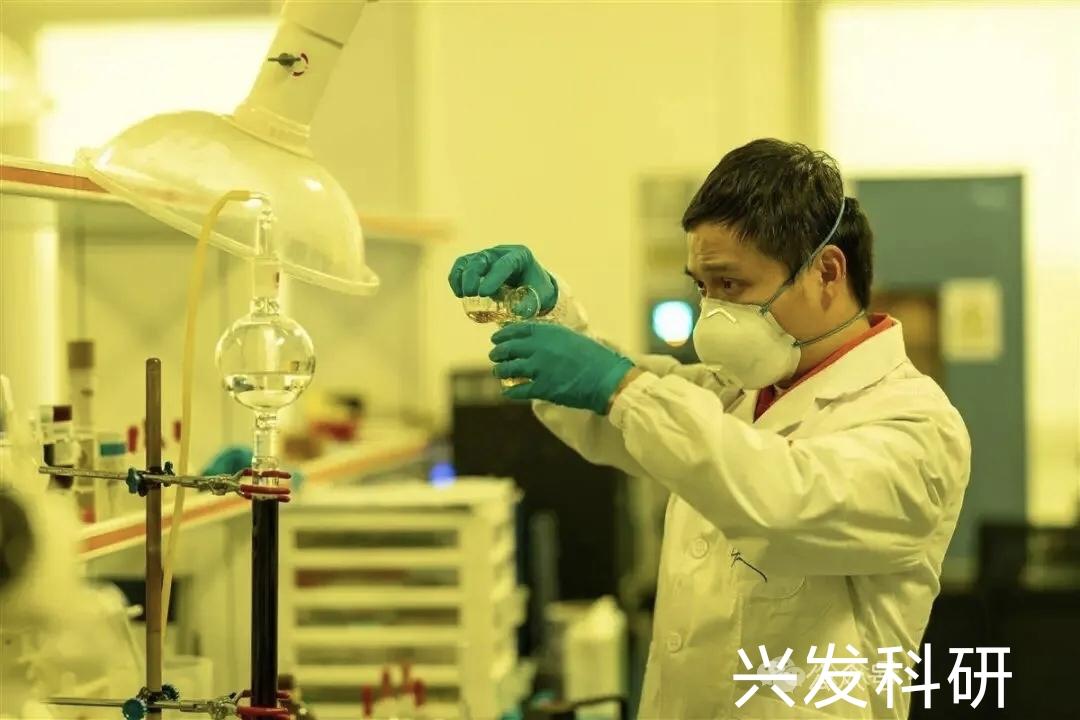 宜昌兴发集团又去内蒙古投资办厂了！
兴发科技有限公司拟投资13.81亿元，在内蒙