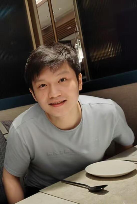 萌物！！！好可爱啊樊振东 ​​​