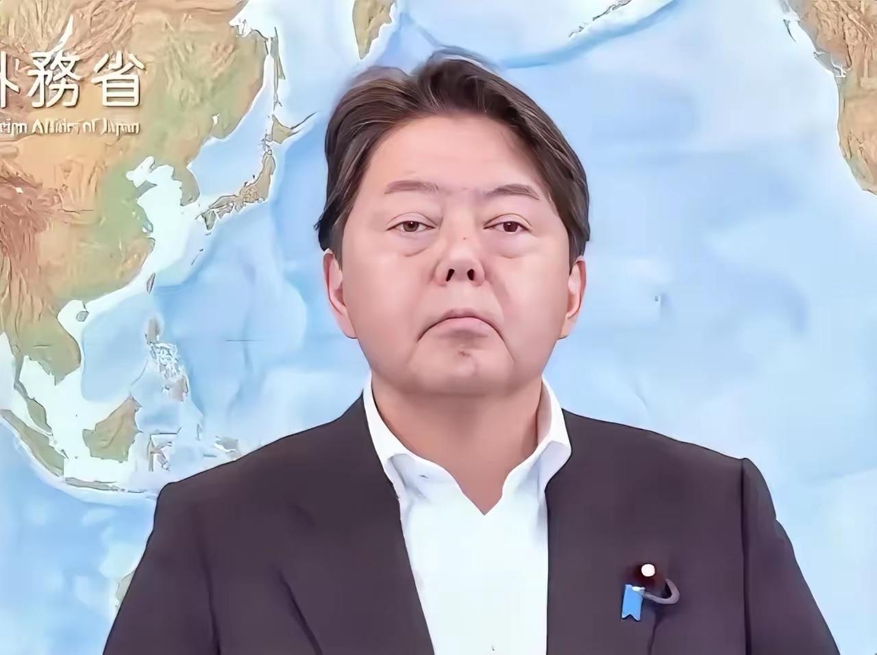 中方发射导弹，日本很生气。

7月6日，中方成功发射1发潜射战略导弹；这本是例行
