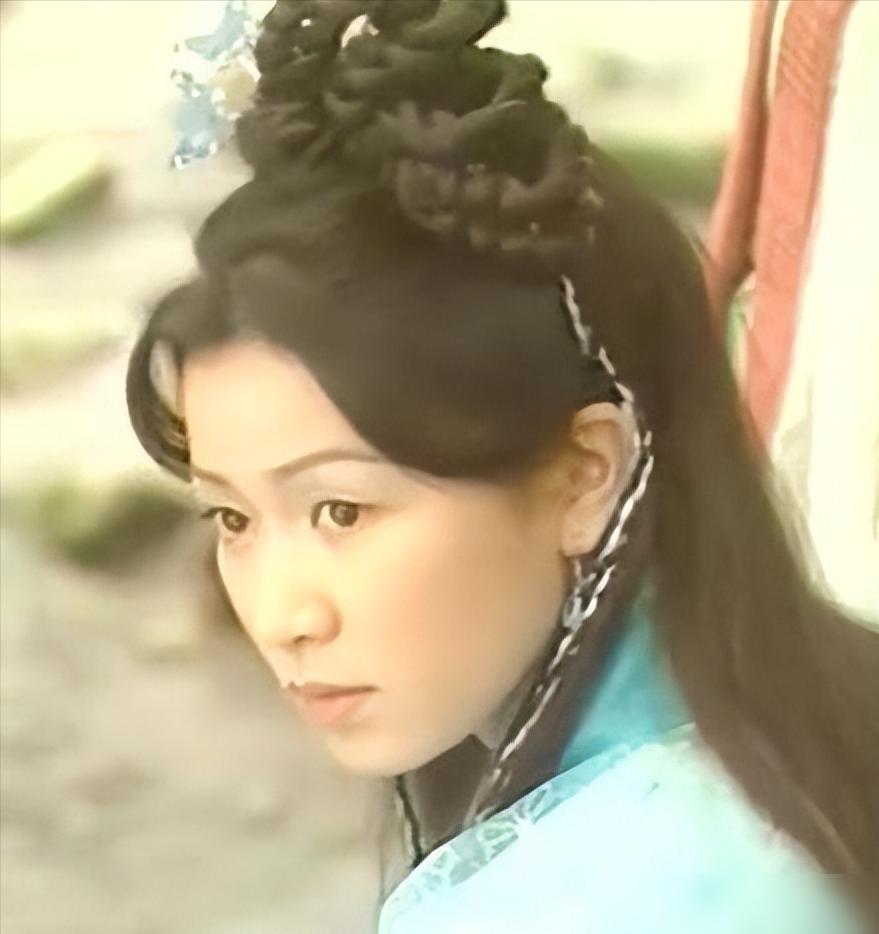 你敢信？射雕里插满骷髅的九阴白骨爪，竟是金庸改了三次的正宗道家神功！
梅超风陈