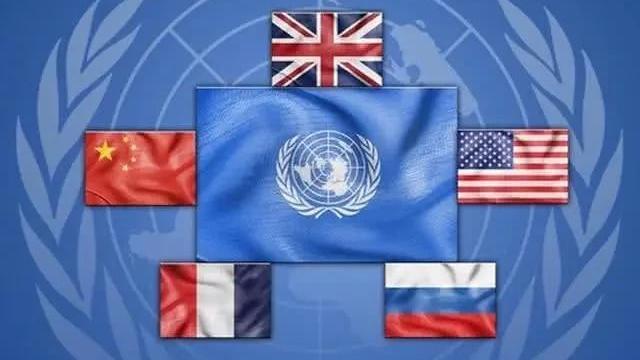 新世界秩序的时代就要来了，它不是美国单极世界的胜利，而是失败。这个新体系的主要原