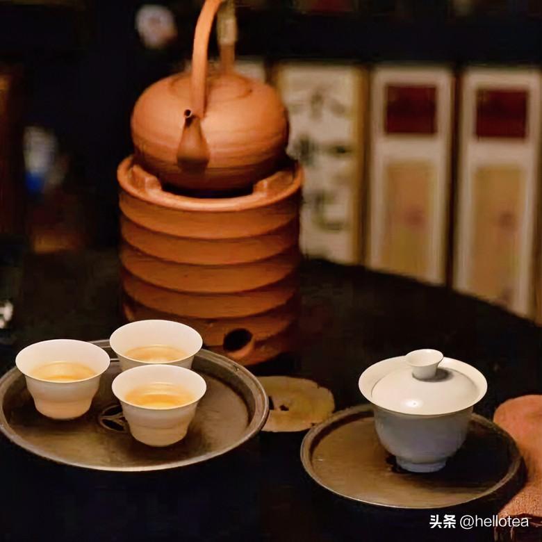 喝茶人追求的是什么?

到了愿意认真喝一杯茶的年纪了。不是从前那样牛饮解渴，也不