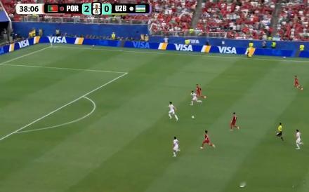 2个。B费助攻，C罗低射破门梅开二度⚽ManUtdspot葡萄牙vs乌兹别克斯坦