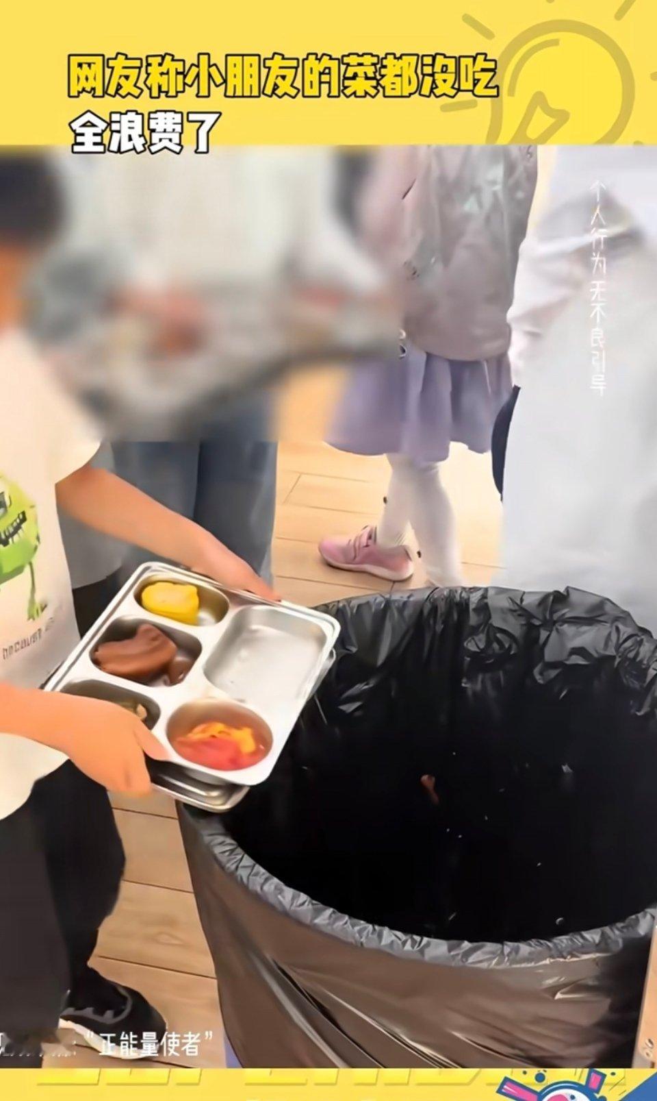 孩子不吃才是正常反应 