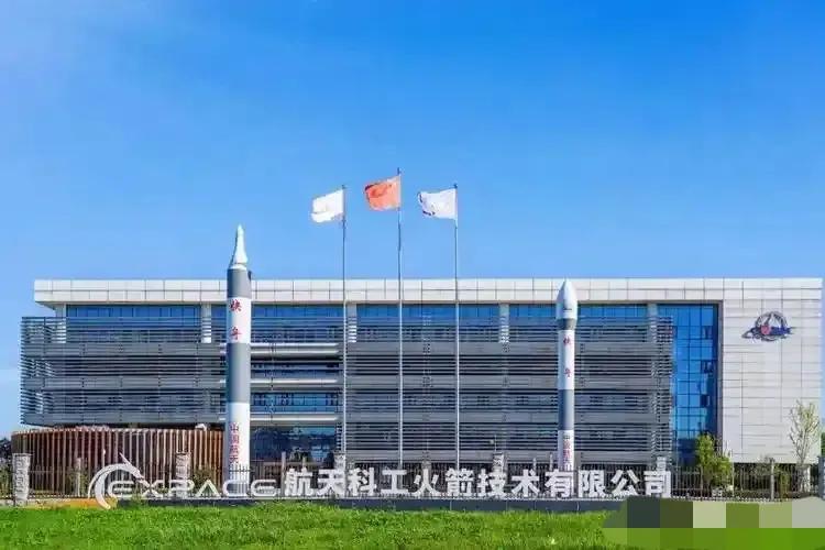 专家预测，2026年湖北武汉将有几件大事发生：
1 ,. 武汉双柳长江大桥通车：