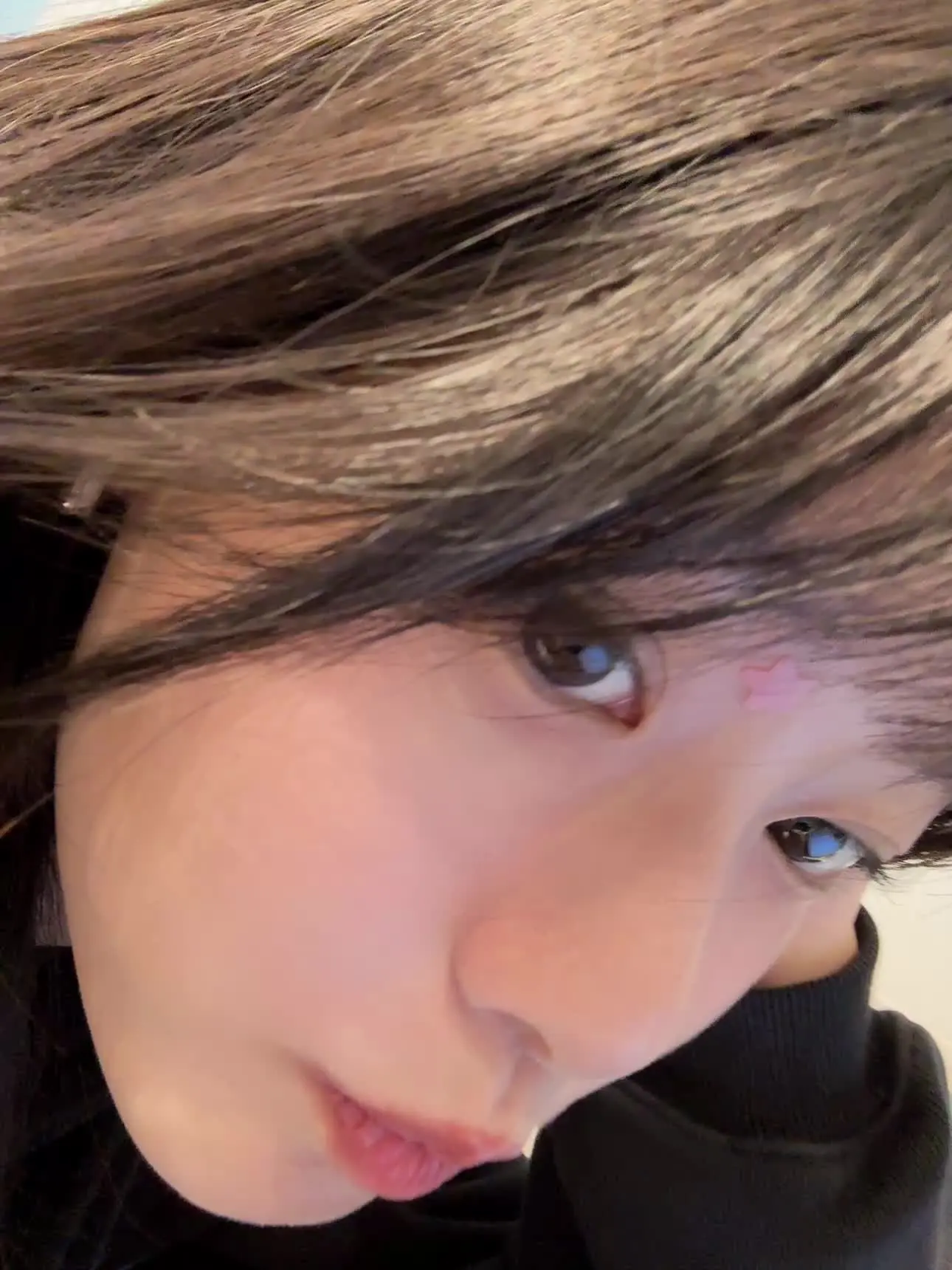 “花应该自由且热烈的盛放”