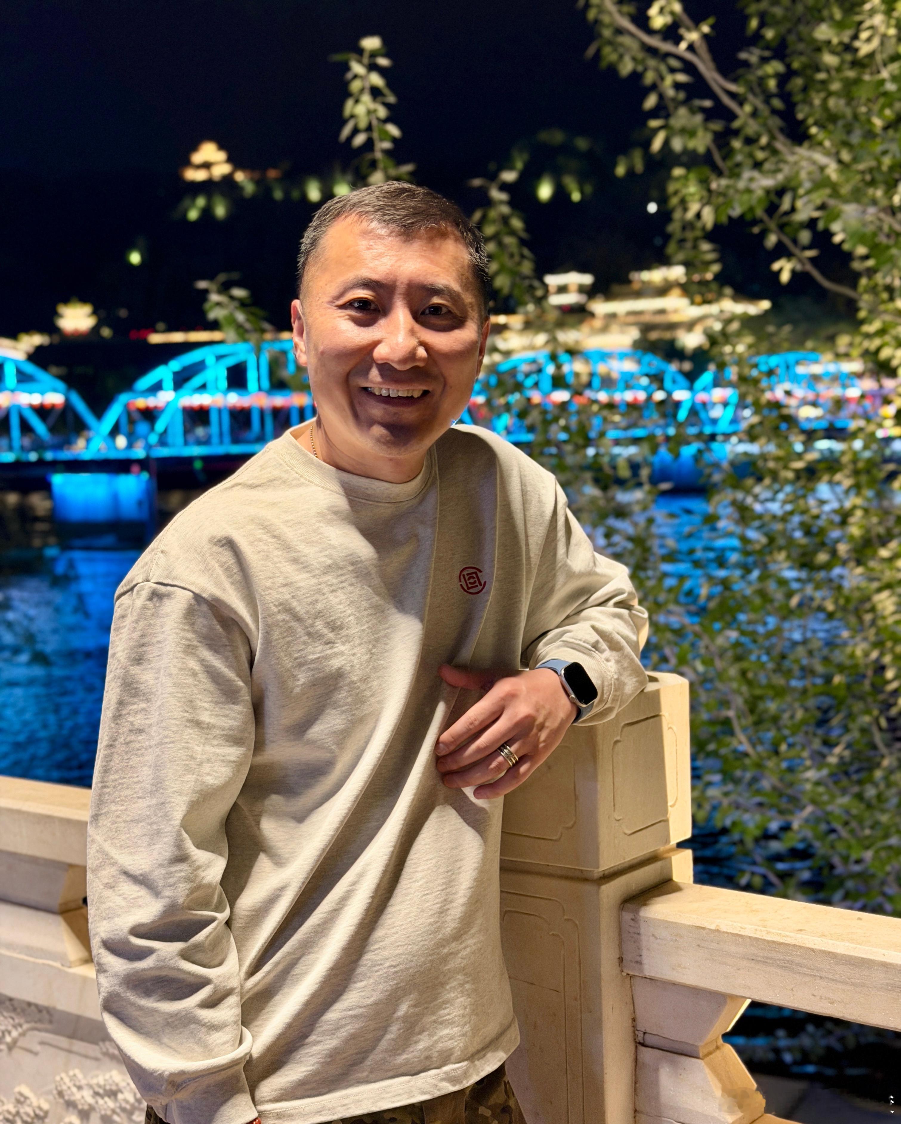 举世誉之而不加劝，举世非之而不加沮。好梦~~~ 