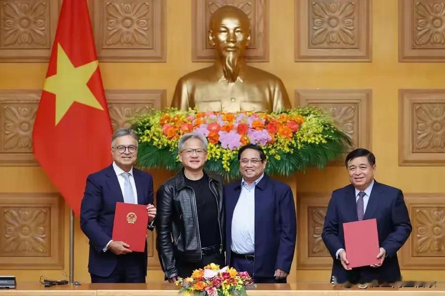 不要看越南现在成了全球投资的一个热点，但是越南现在的产业基本上都是基于我们的供应