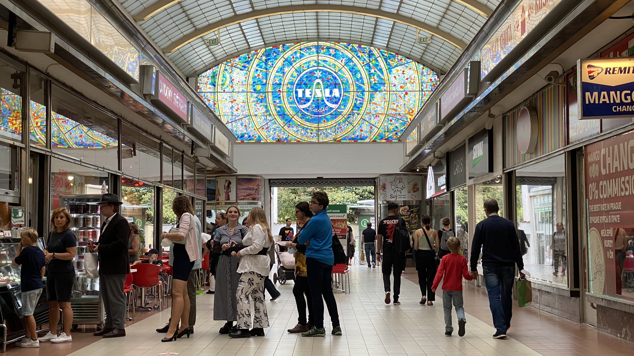 #特斯拉要试水打广告#冷知识，在捷克斯洛伐克没分家时，也有有一家名为“特斯拉”的