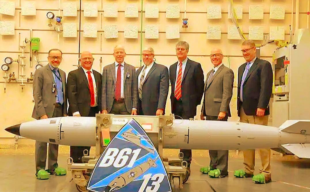 B61-13型核弹 飞机空投武器美国🇺🇸鹰酱