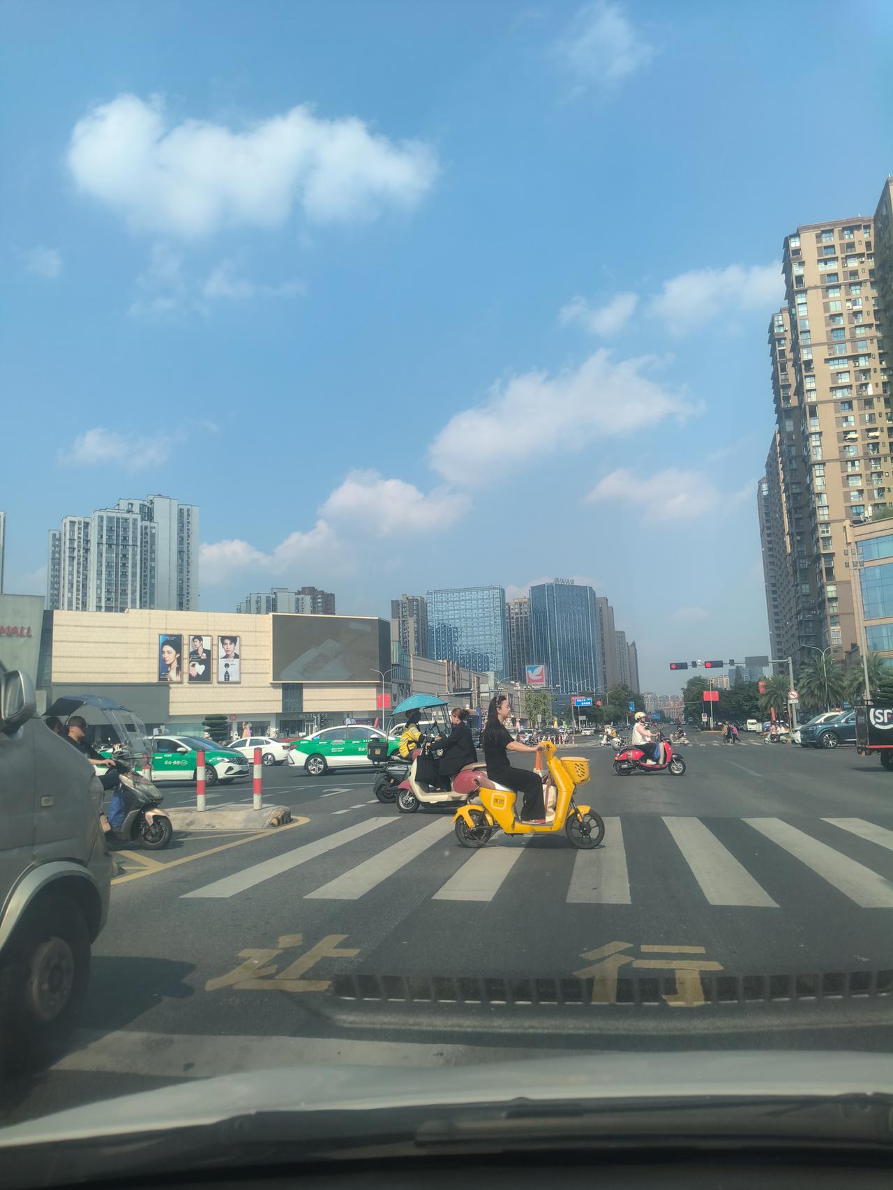 四川省乐山市，中国美食之都，川渝两地现在很多美食大赛都放在了乐山，乐山也是四川唯