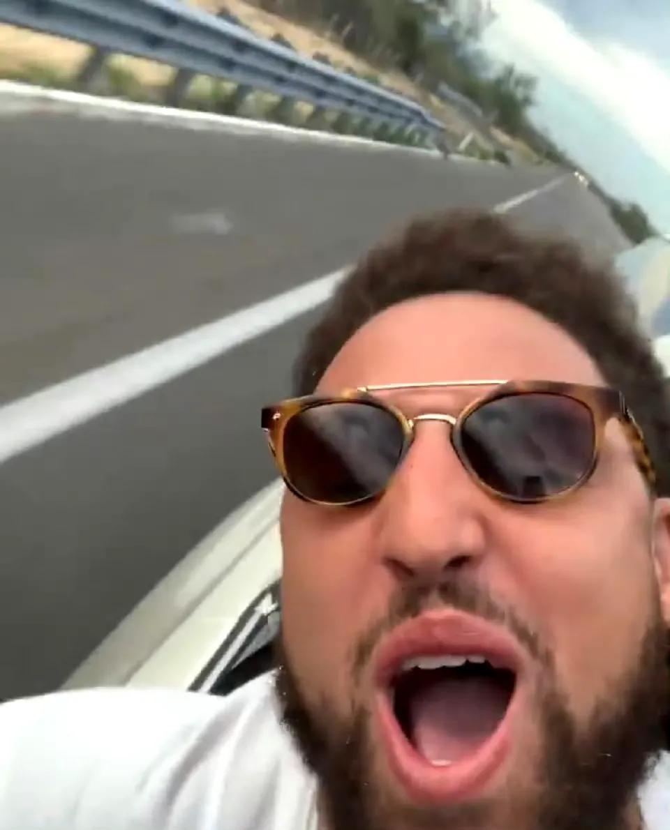 看起来魔术和勇士给的差不多
这个年龄了，还有两次大伤，开心很重要
克莱不适合魔术