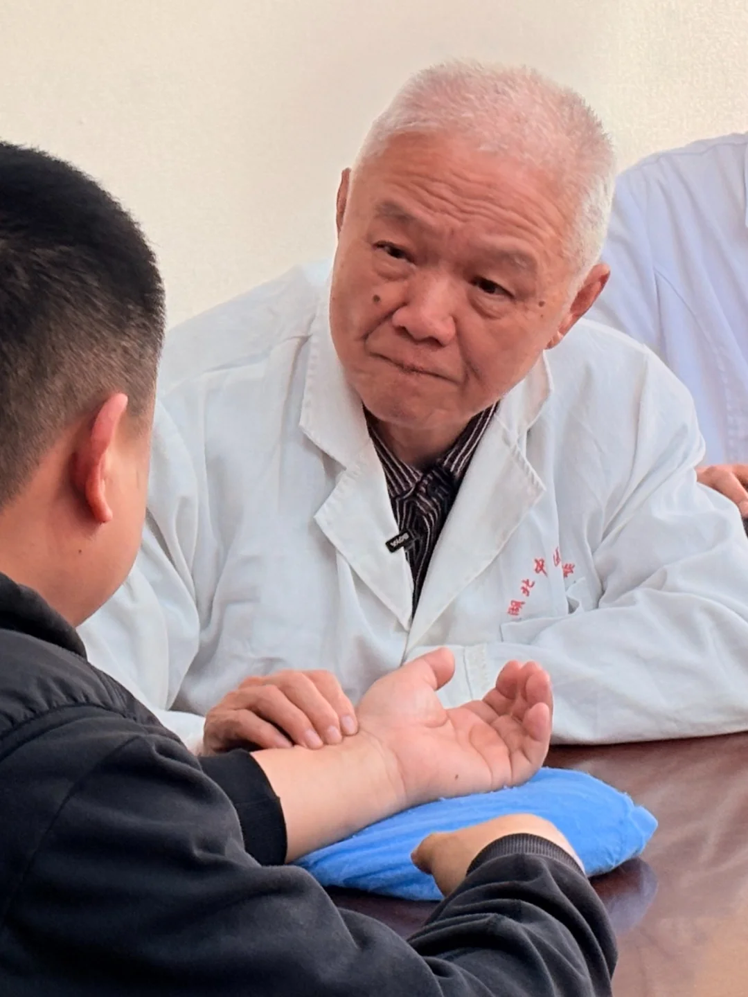 焦虑抑郁已经22年绝望了，还要接着吃药吗？