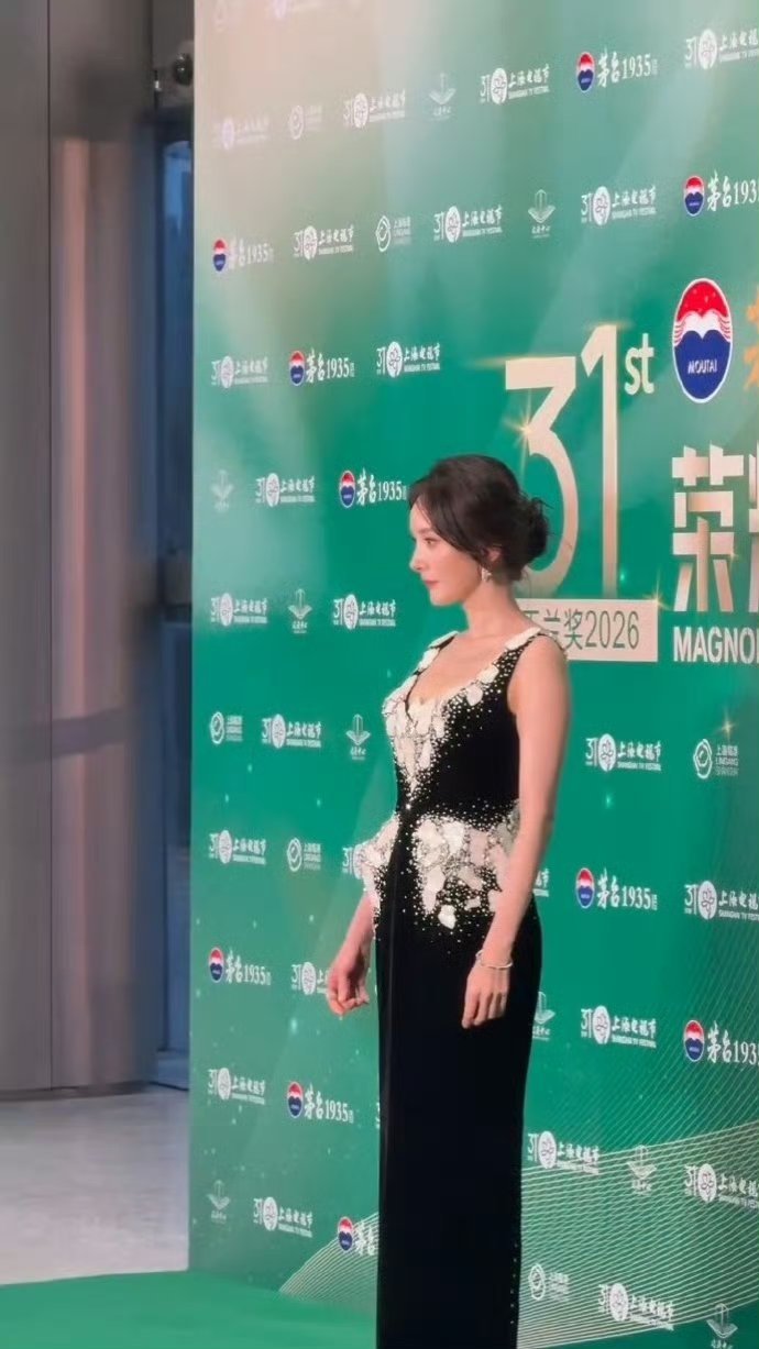 ym白玉兰红毯生图状态 