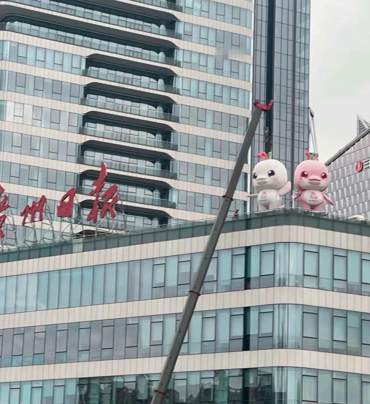 朋友圈里看到的，广东的朋友一切平安。 ​​​