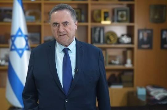 以色列防长卡茨撂下狠话：只要美国点头，立马把伊朗炸回“石器时代”，连新领袖穆杰塔