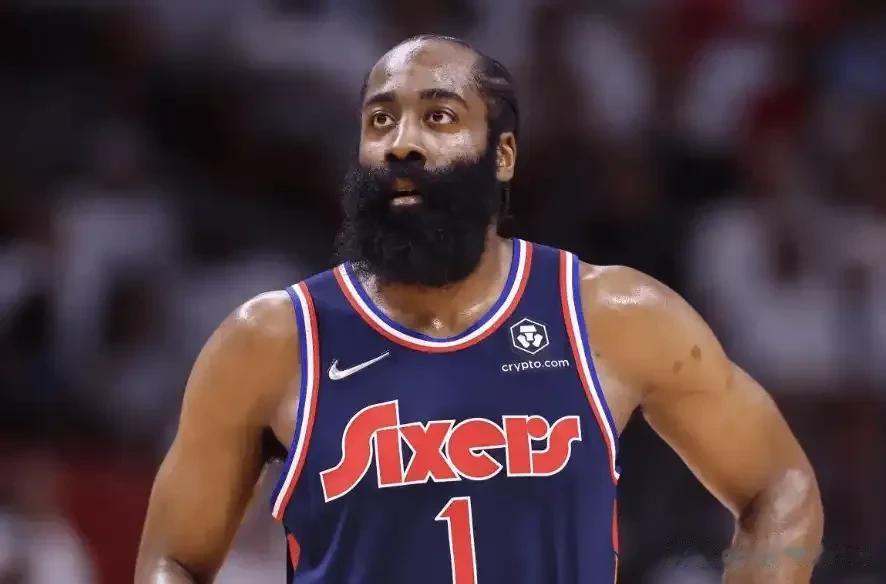 随着8月22号的到来，NBA一夜再爆出2个惊天内幕新闻！

1，哈登真的被莫雷骗
