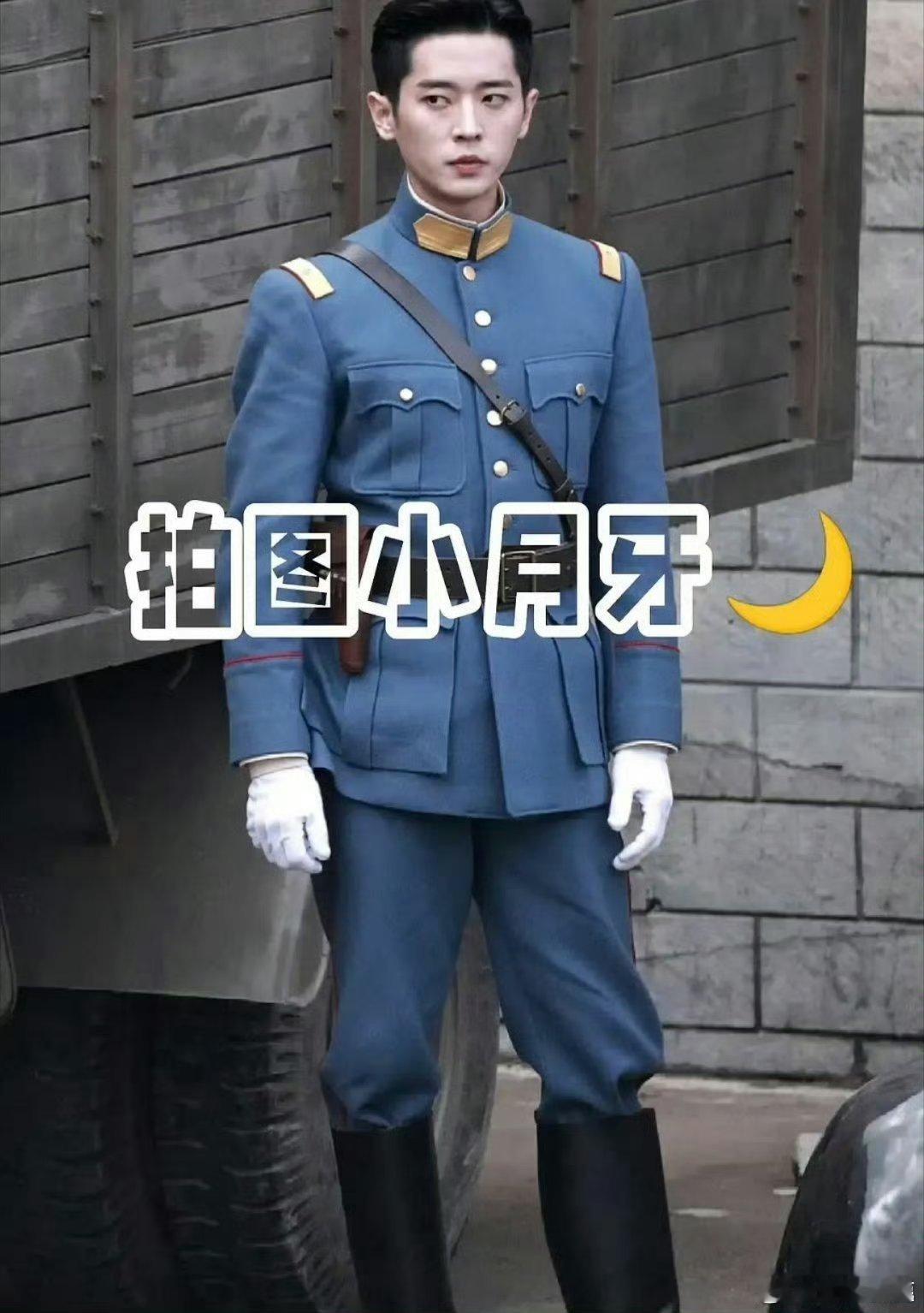 长得都报看就算了还身高差都没有[挖鼻] ​​​