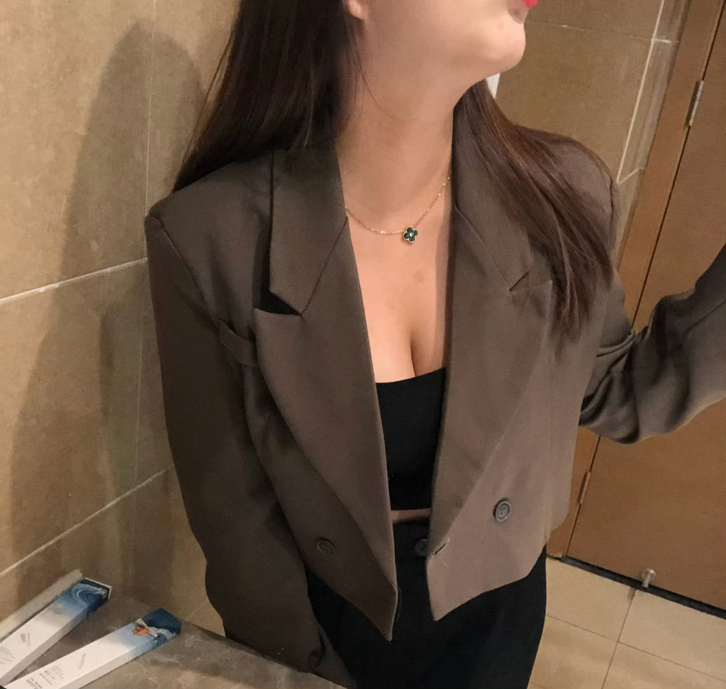 姐姐这身材拿不下你？ 