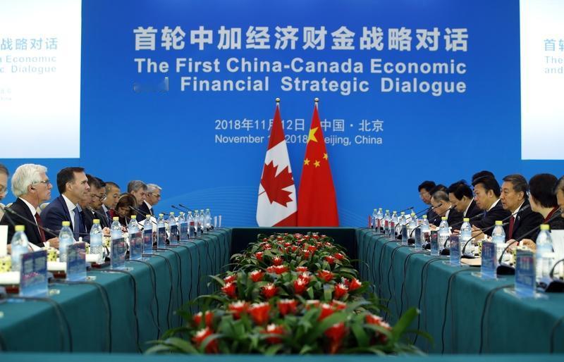 中加关系能否因加拿大总理访华改善，还真得打个问号。这次是加拿大总理8年来首次访华