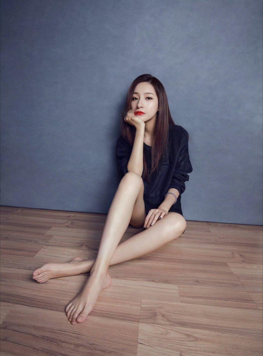 马凡舒，日常穿搭小合集 ​​​