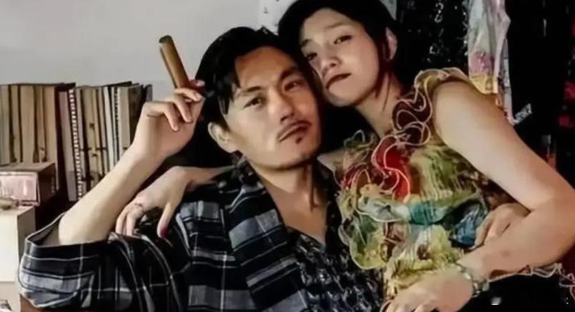 陈妍希的名声有多差？被大众叫为“集邮女”当时陈妍希在参与一档综艺节目中，在湾湾地