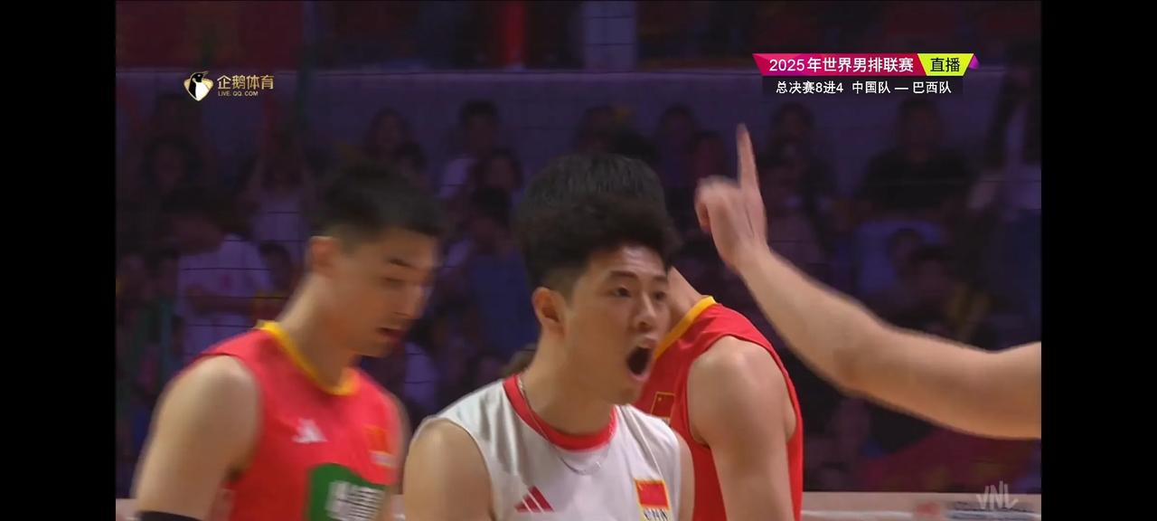 31:29，中国男排掀起热血风暴，战巴西开局即高潮！


中国男排坐镇主场，挑战
