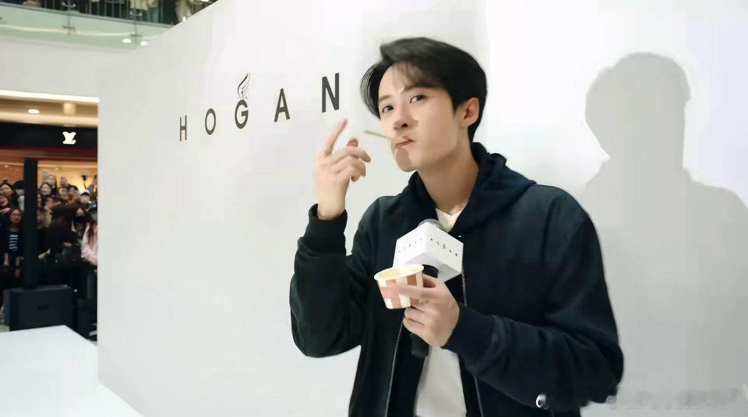 hogan全球代言人檀健次jct‍檀健次何不同舟渡  Hogan全球代言人檀健次