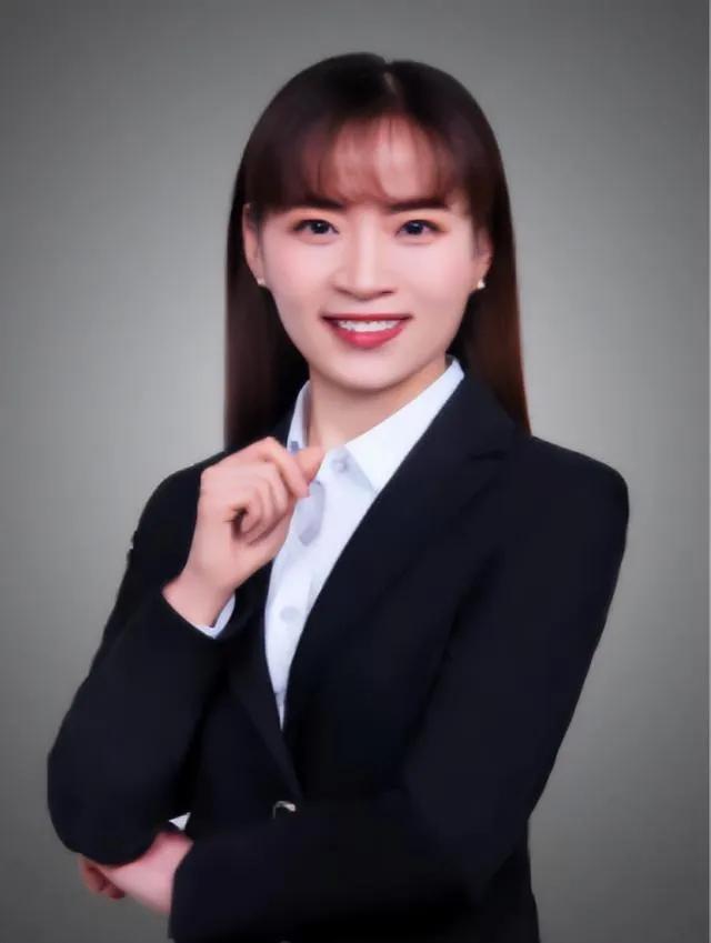 又一位年轻的老师去世了，
我有一点百思不得其解，
就是为什么每次这样的事情发生后