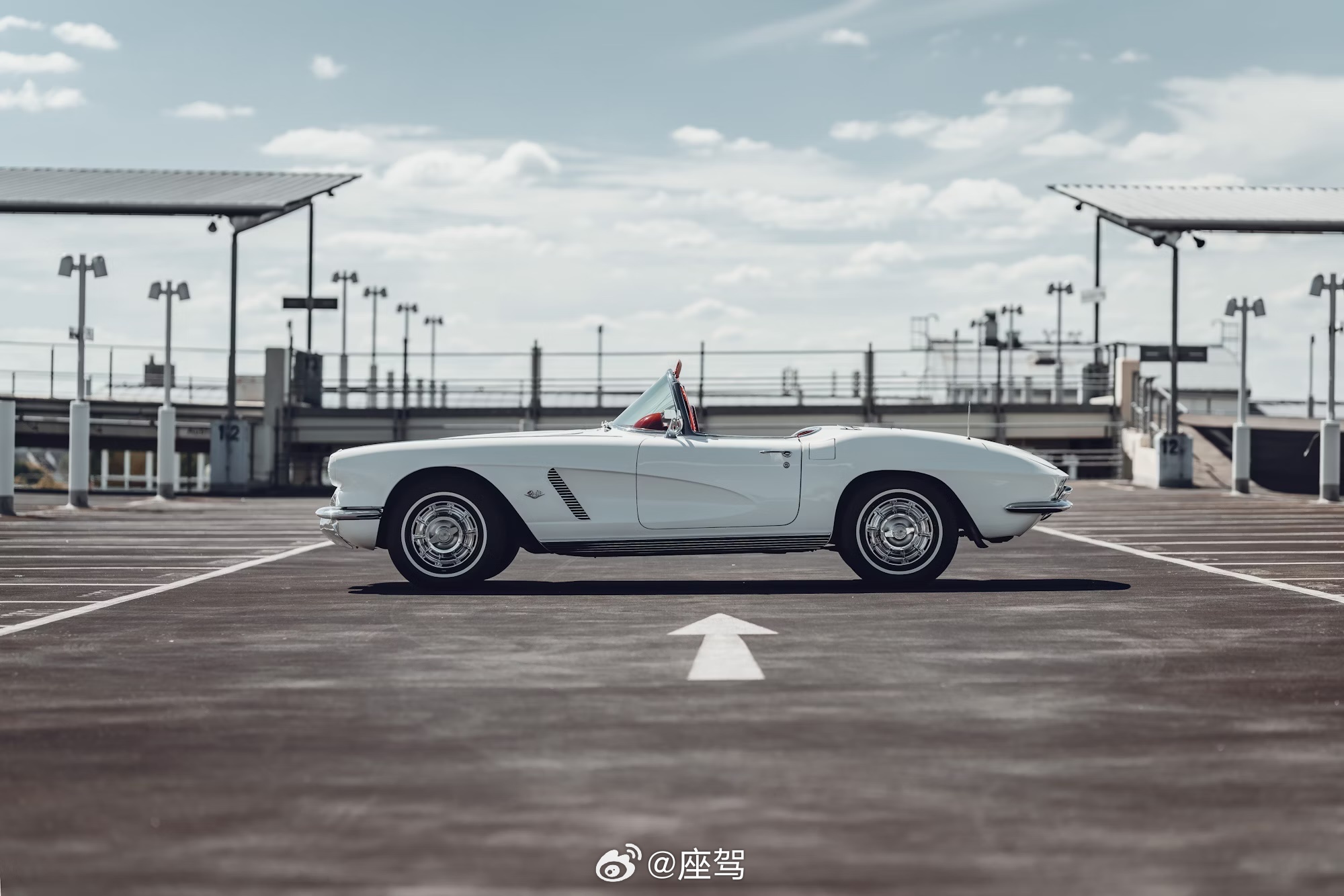 早啊[太阳]Chevrolet Corvette (C1)早安 座驾car 汽场