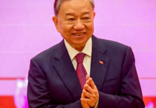 中越对话刚结束，越南直接拍板，自己的铁路只能中国来修，谁都抢不走。
 
麻烦看官