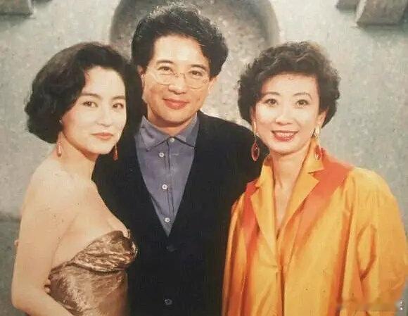 施南生去世 电影工作室发布哀告：施南生女士，自2022年起因免疫系统出现问题，健