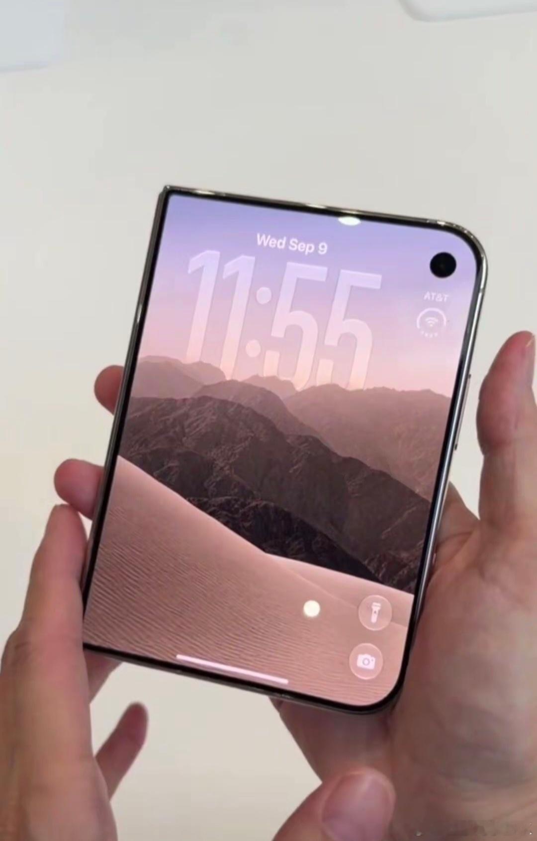 iPhoneDuo溢价至79999元  都是炒作，不过绝对是理财产品，首批能抢到