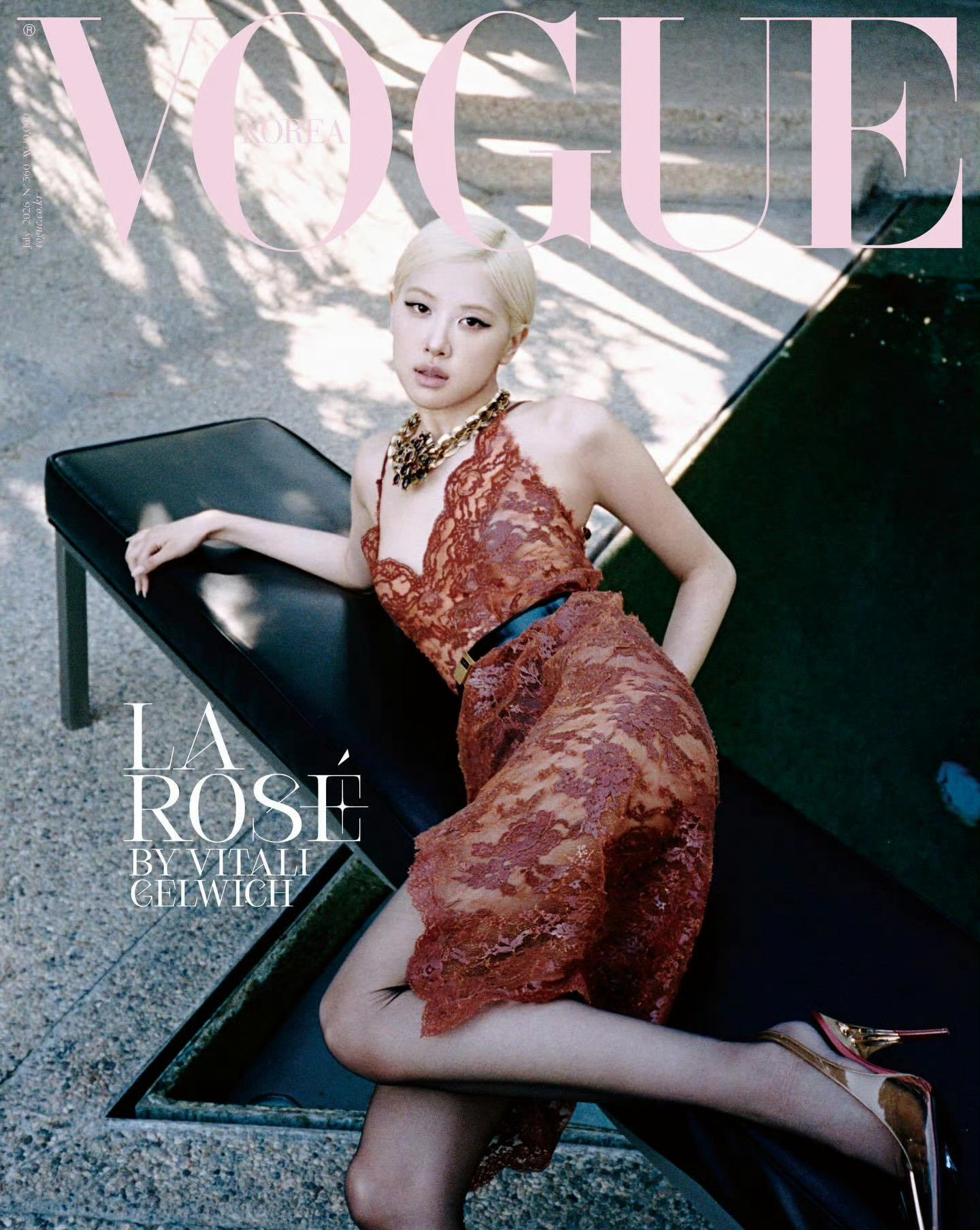 朴彩英ROSÉ  x  Vogue Korea July 2026 ，韩版VOG